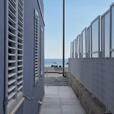 Apartment Casavacanze Frontemare *